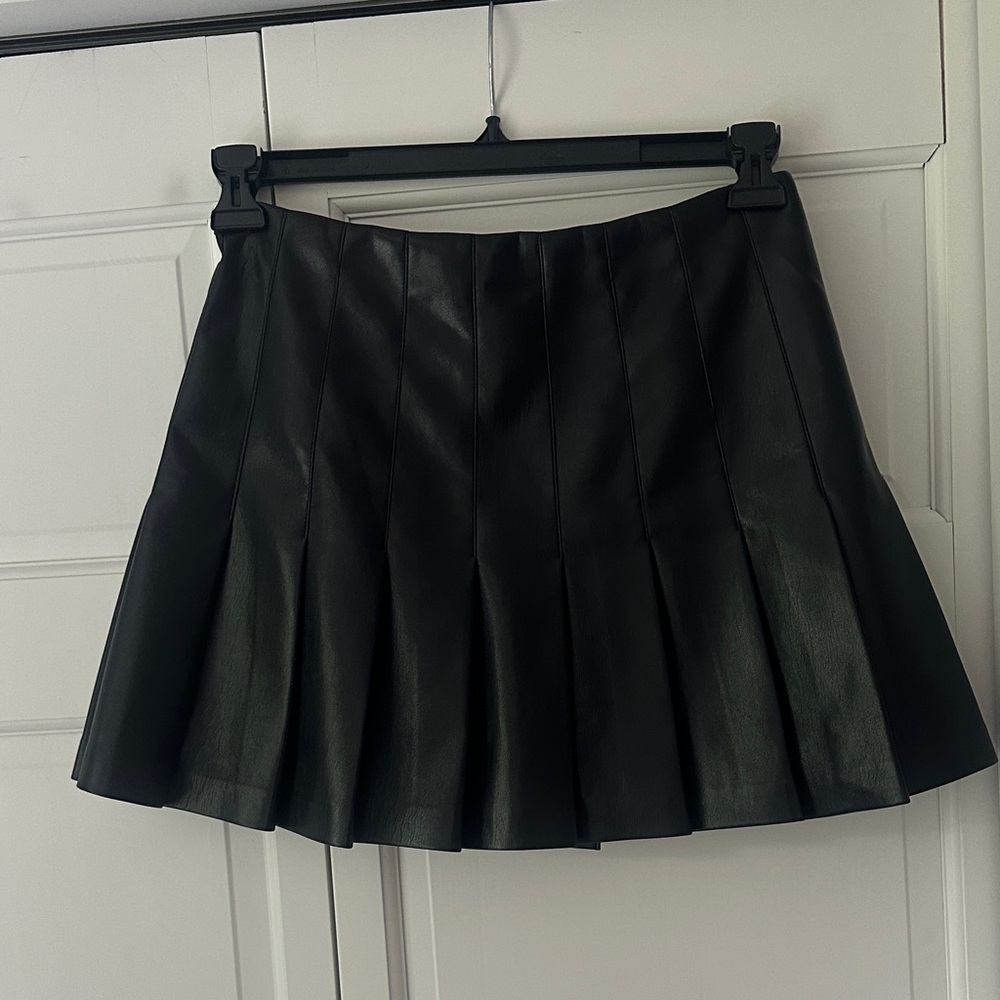 Alice + Olivia Black Leather Mini Skirt